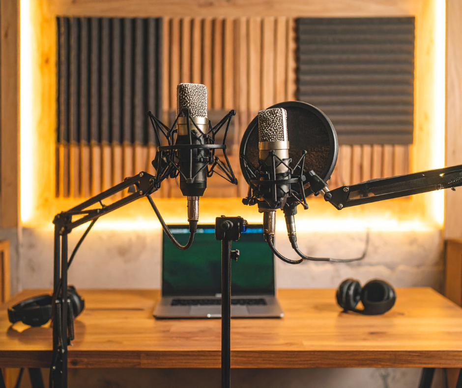 Transform Your Voice into Impact: The Ultimate Guide to Setting Up a Professional Studio for Video and Podcasting
